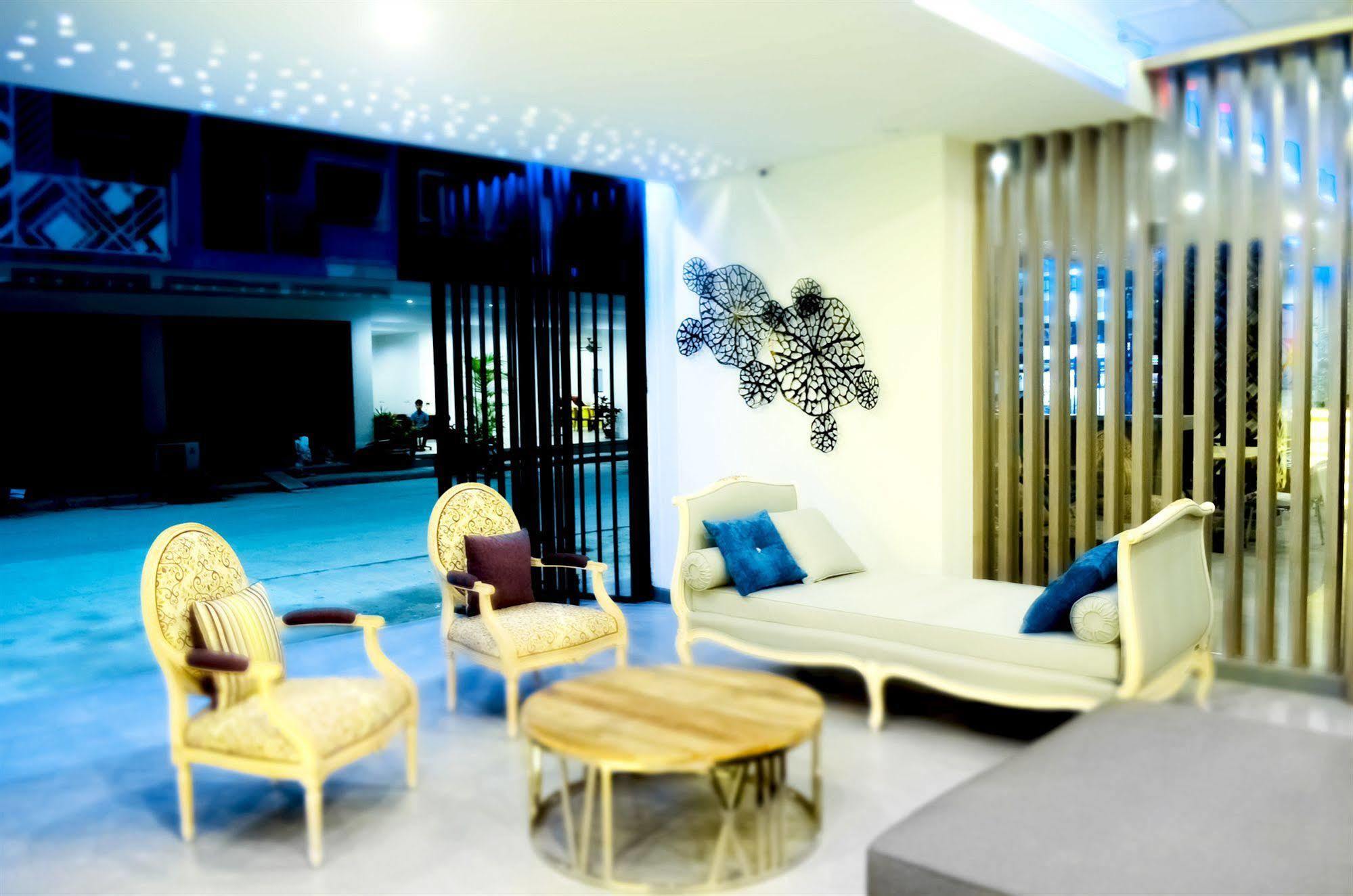 Mirage Express Patong Phuket Hotel Exterior photo